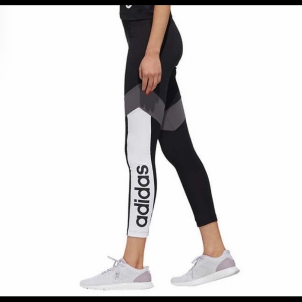 Adidas Women’s Aeroready Black White Gray Colorblock Logo Leggings M